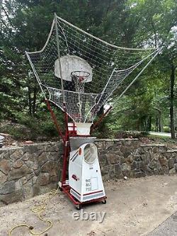 Shoot A Way the Gun 6000 Series Basketball Shooting Machine