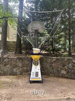 The Gun 6000 Series Basketball Shooting Machine