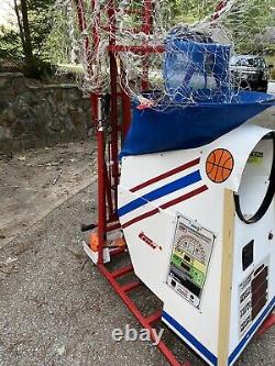 The gun 8000 Series Basketball Shooting Machine Shoot Like Steph Curry